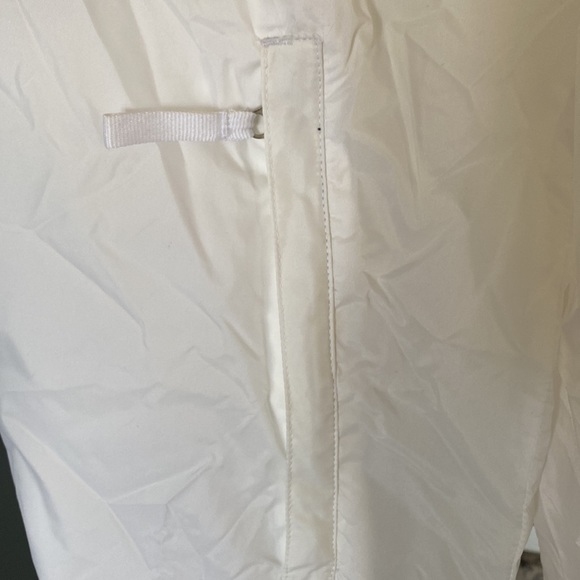 BNWOT - Packaway Jacket - Picture 4 of 6